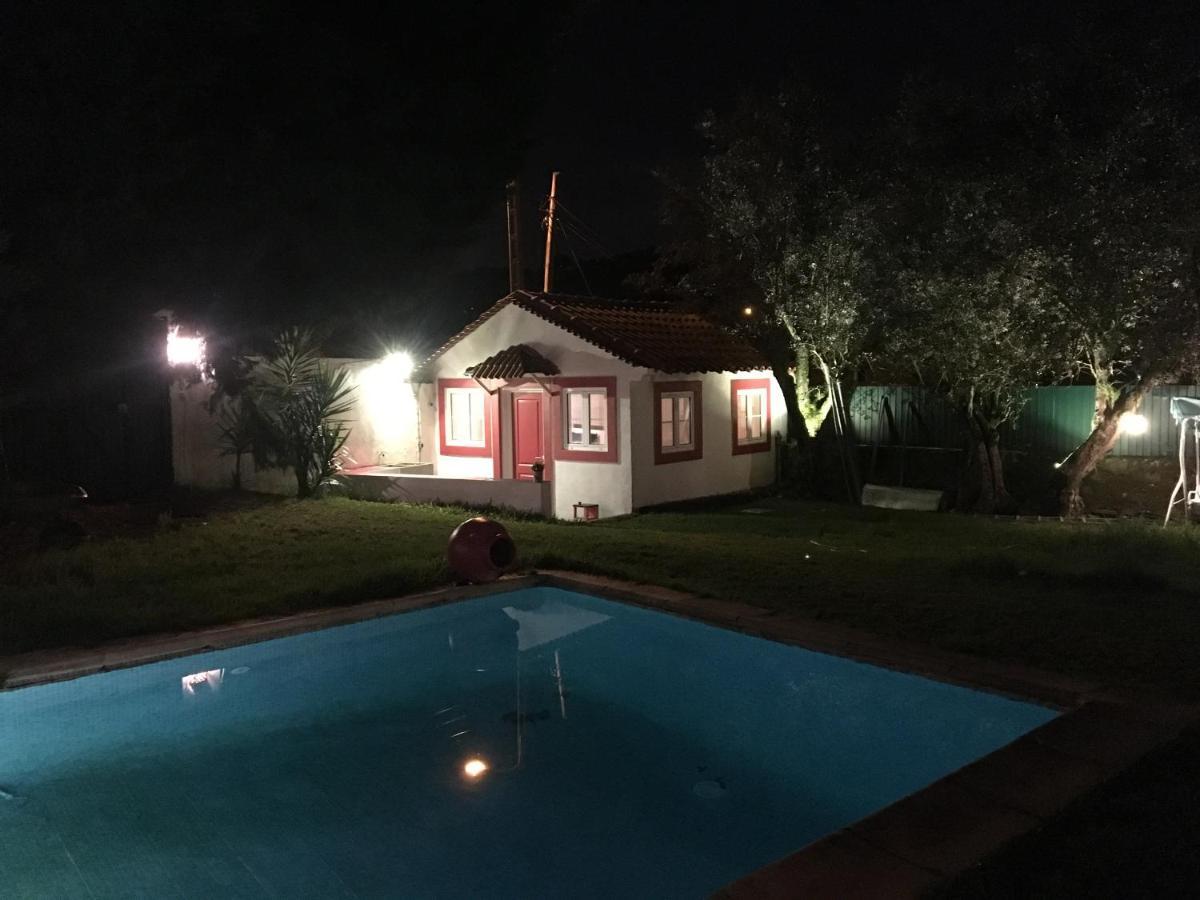 Villa Lisbon Cozy House W/Garden And Pool Valejas Esterno foto